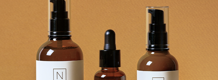 濃密保湿で、
満ちツヤ肌へ。